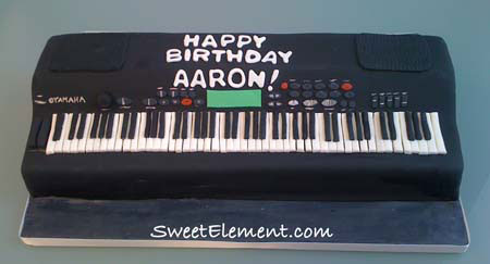 piano keyboard cake